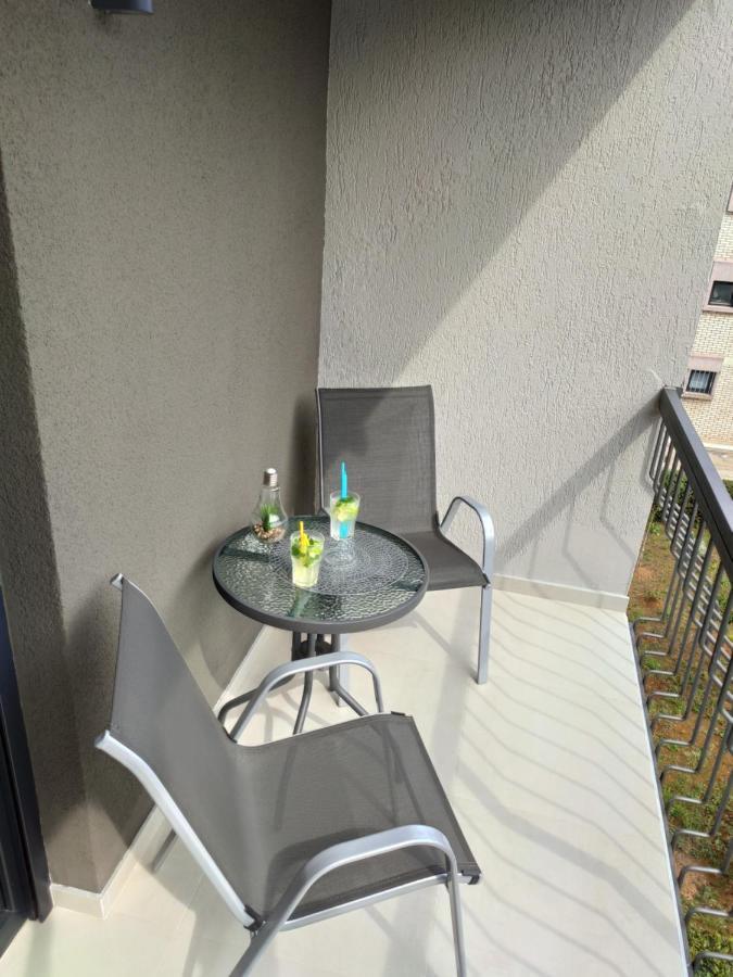 White Studio Apartman PUY Exterior foto